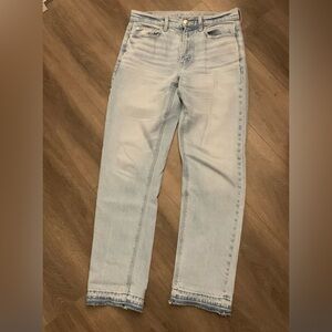 AMERICAN EAGLE High Rise Straight Jean